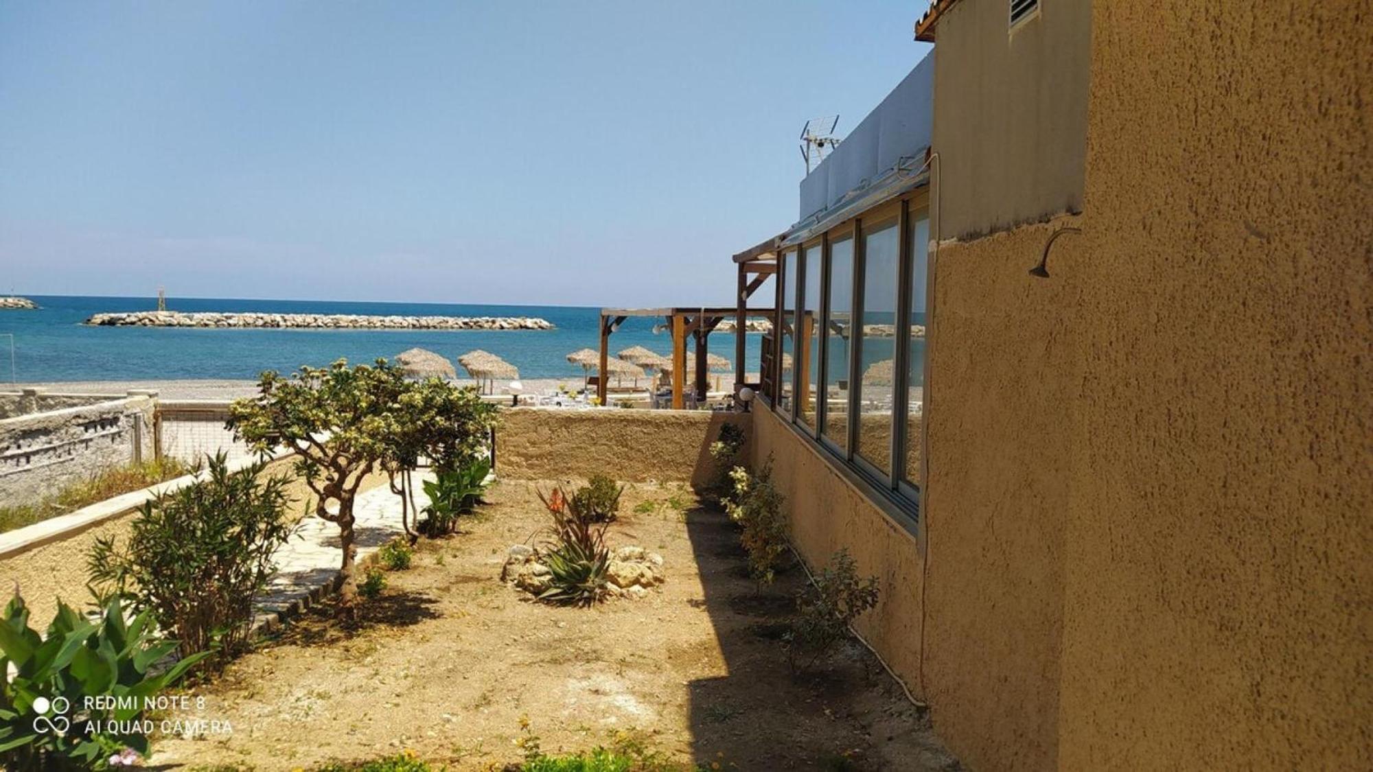 Snepa House On The Beach In Kolimbari Villa Колимвари Екстериор снимка